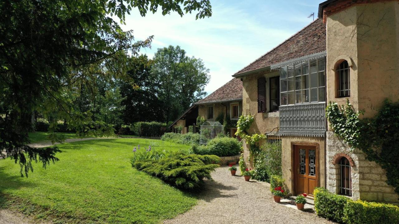 Domaine De Bellevue Gite Du Mont Poupet Marnoz Exterior photo